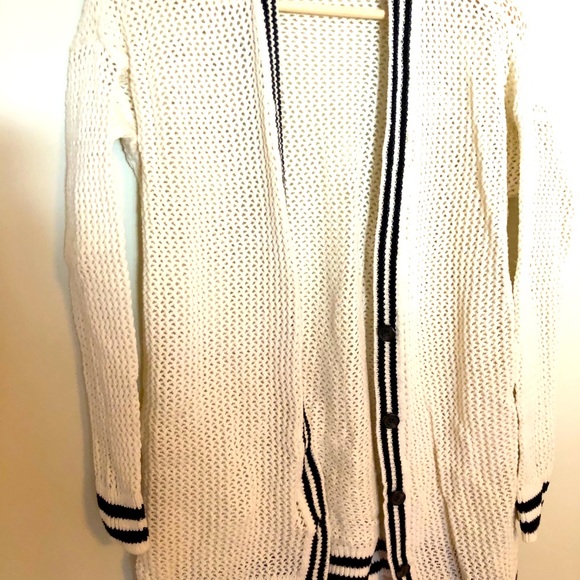 Sweater - Picture 1 of 3